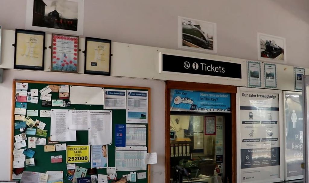 Sandling railway station